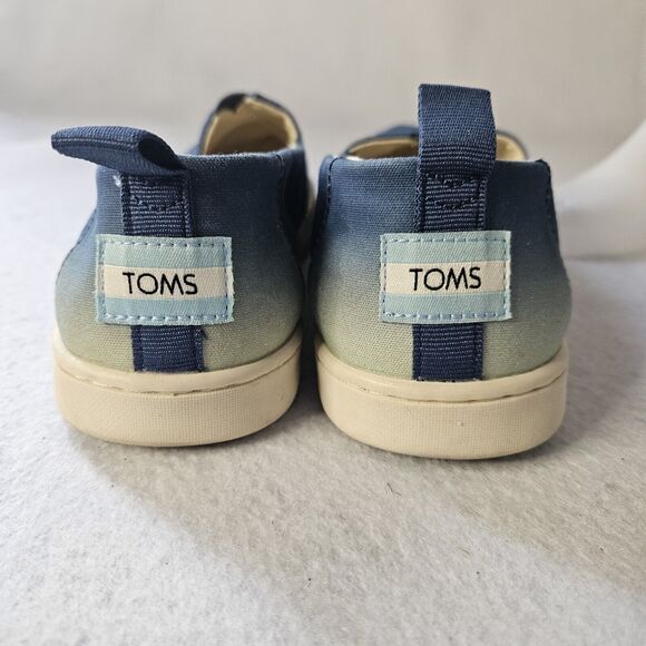 TOMS Blue Ombre Slip On Size Youth 4.5 - Picture 3 of 7
